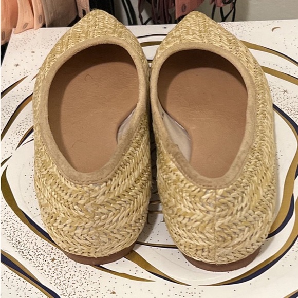 Seychelles Wicker Flats - Picture 3 of 4